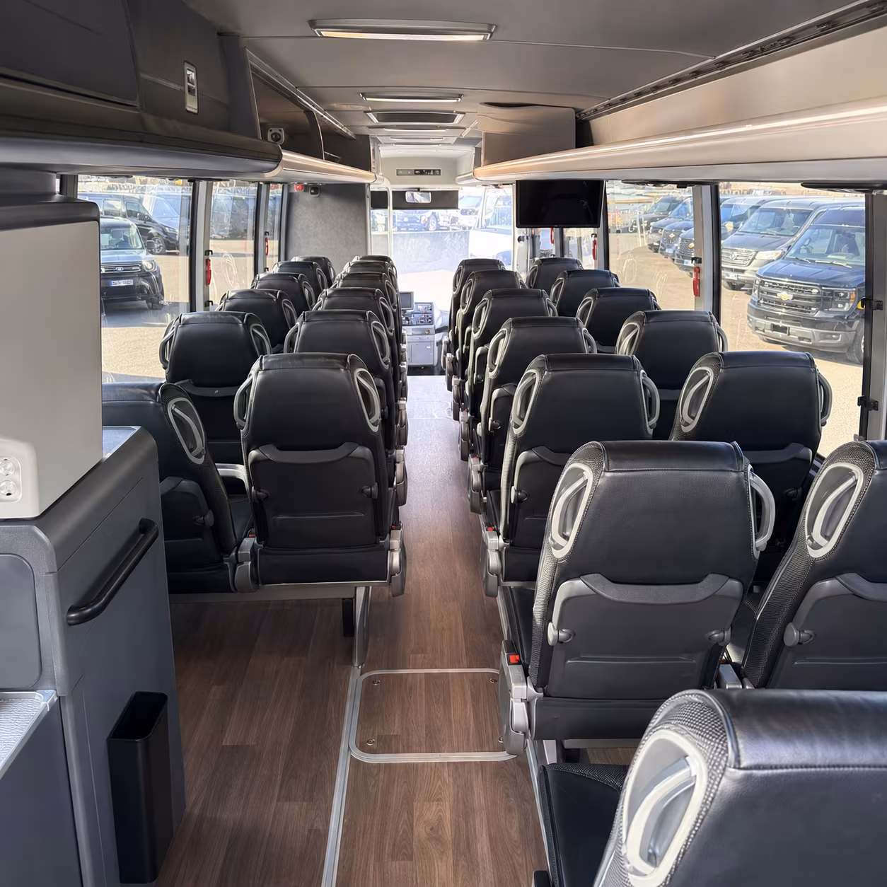 charter bus transfers between newport beach and orange county military installations