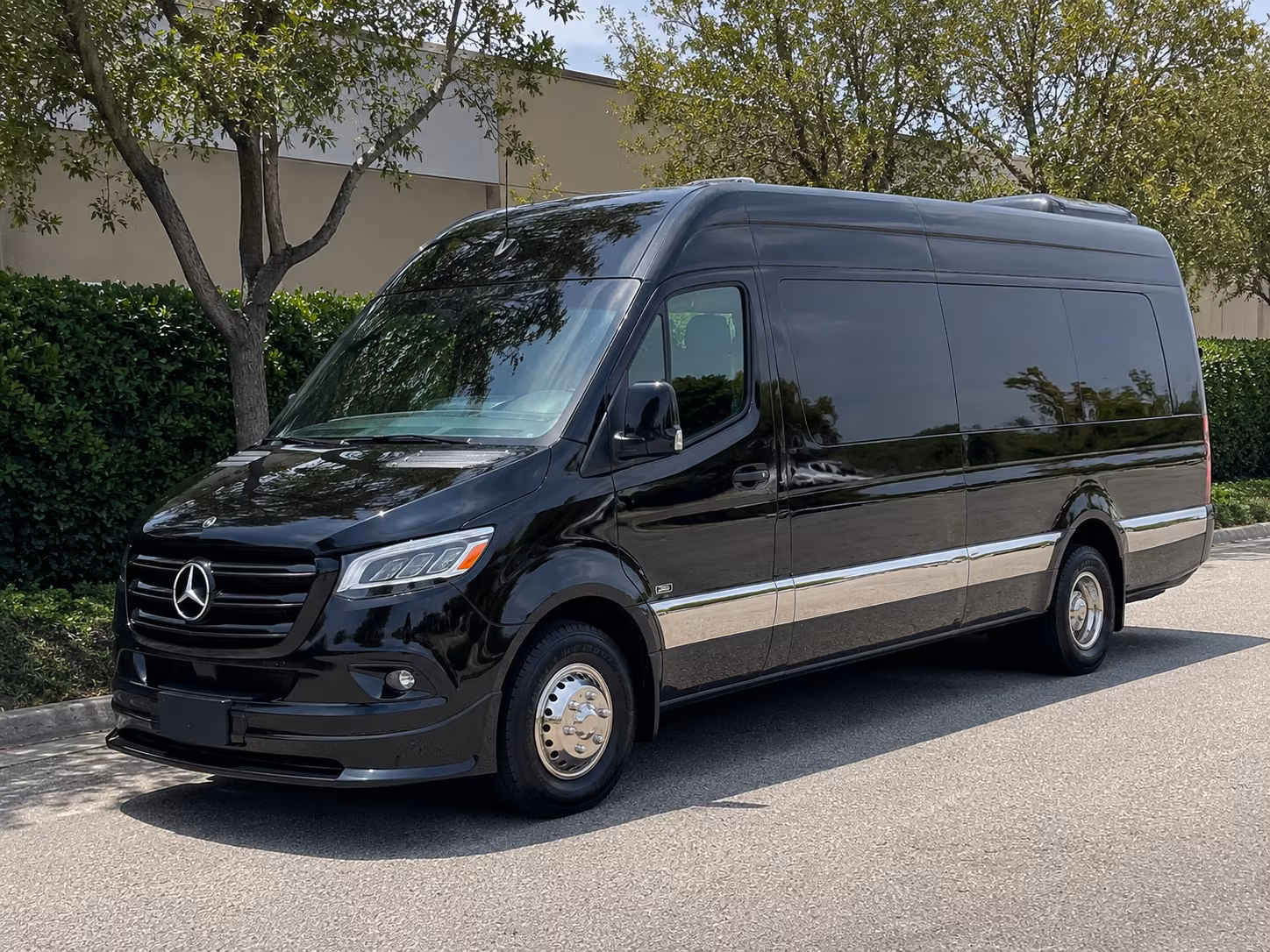 newport beach wine tour transportation