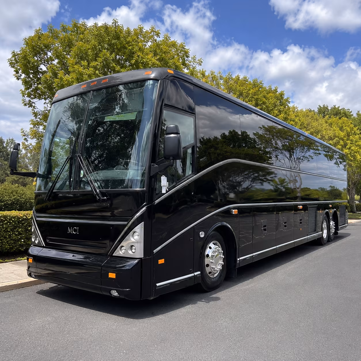 newportbeachcharterbusservices com is ready to help with corporate group transportation across newport beach